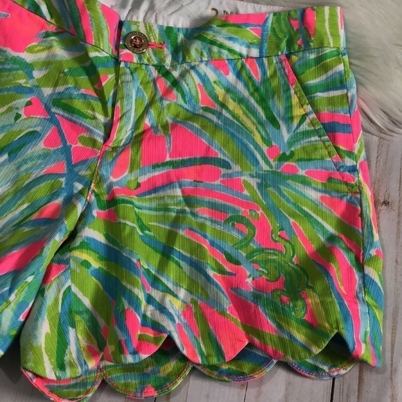 Lilly Pulitzer The Buttercup Shorts Size 2 - Picture 3 of 12
